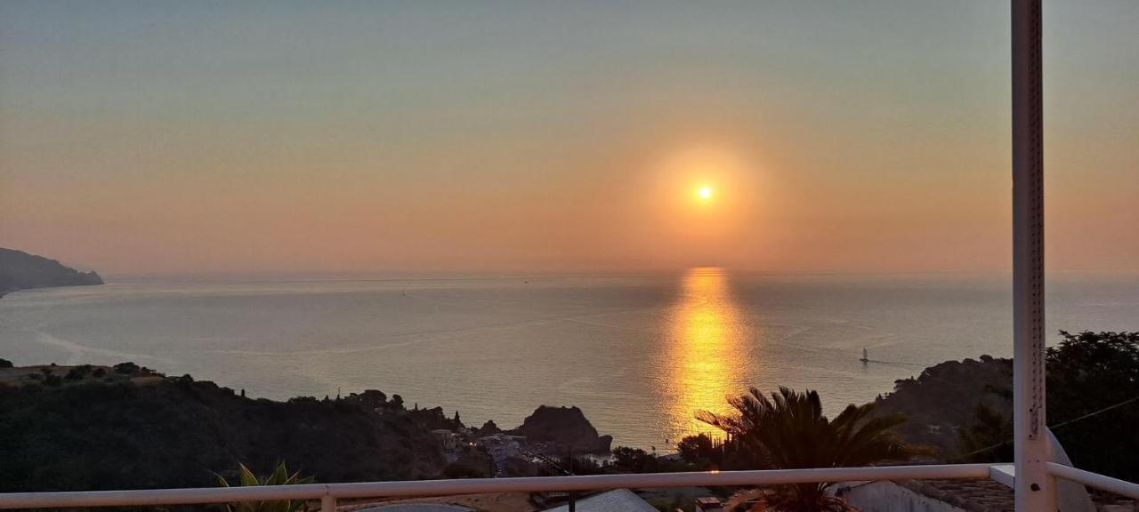 Casa Amapola Taormina Villa Eksteriør billede