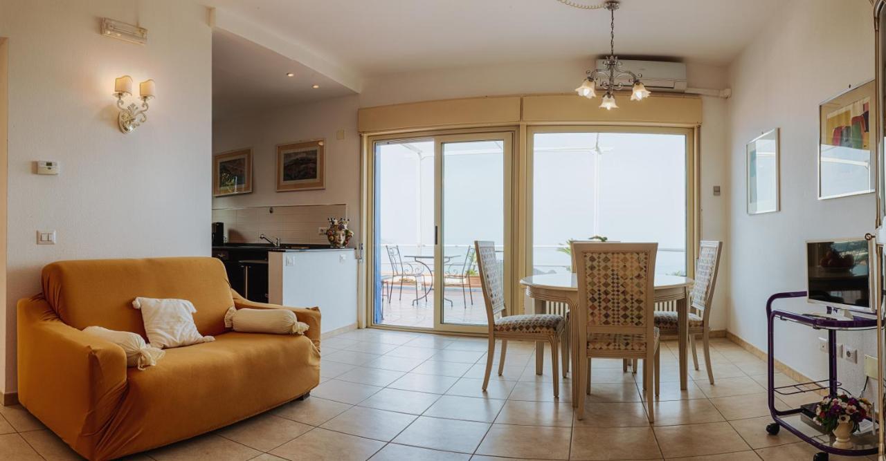 Casa Amapola Taormina Villa Eksteriør billede